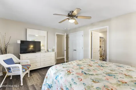 105 SE 58th Street Oak Island NC 28465