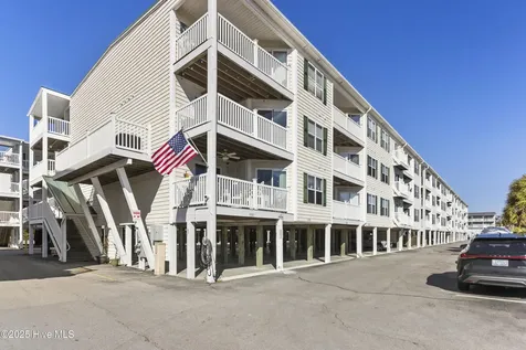 105 SE 58th Street Oak Island NC 28465
