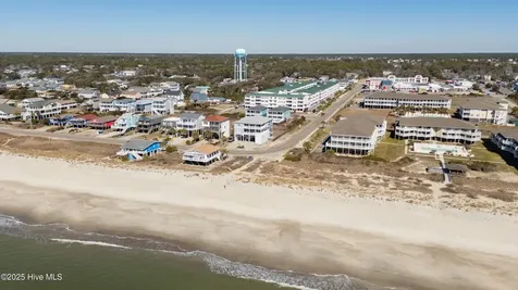 105 SE 58th Street Oak Island NC 28465