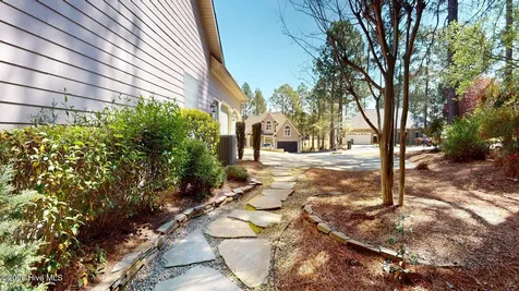 30 Steeplechase Court Southern Pines NC 28387