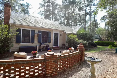 370 E Morganton Road Southern Pines NC 28387