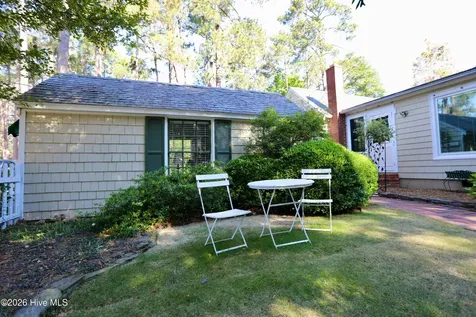 370 E Morganton Road Southern Pines NC 28387
