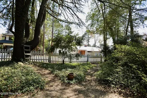 370 E Morganton Road Southern Pines NC 28387