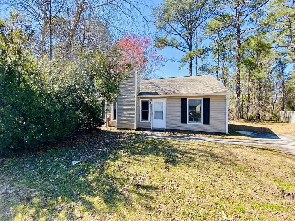 189 Corey Circle Jacksonville NC 28546