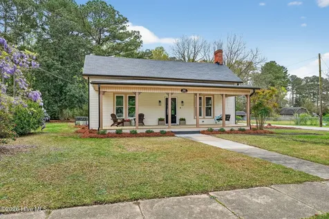 220 E Branch Street Spring Hope NC 27882