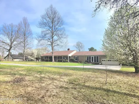 4111 Scottsdale Drive SW Shallotte NC 28470