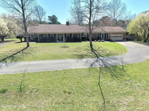 4111 Scottsdale Drive SW Shallotte NC 28470