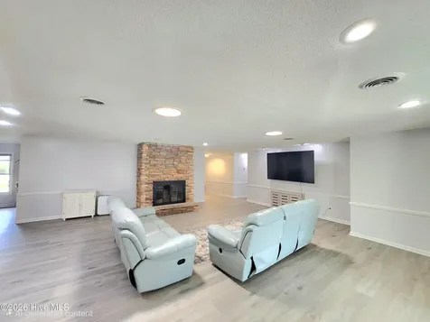 4111 Scottsdale Drive SW Shallotte NC 28470