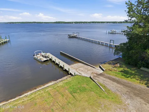 135 Otway Burns Drive Swansboro NC 28584