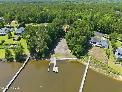 135 Otway Burns Drive Swansboro NC 28584