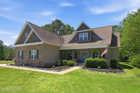 135 Otway Burns Drive Swansboro NC 28584