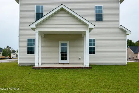 276 Browns Ferry Road Jacksonville NC 28546