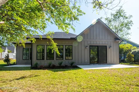 8909 Chesterfield Drive NW Calabash NC 28467