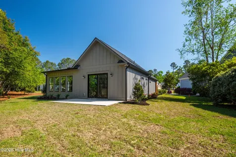 8909 Chesterfield Drive NW Calabash NC 28467