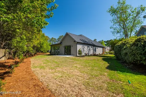 8909 Chesterfield Drive NW Calabash NC 28467