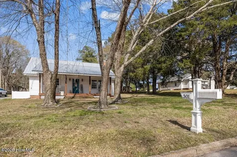 301 E Wilson Street Macclesfield NC 27852
