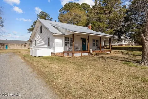 301 E Wilson Street Macclesfield NC 27852
