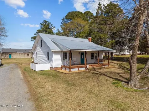 301 E Wilson Street Macclesfield NC 27852