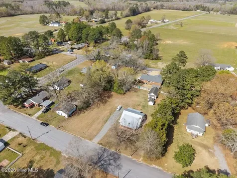 301 E Wilson Street Macclesfield NC 27852