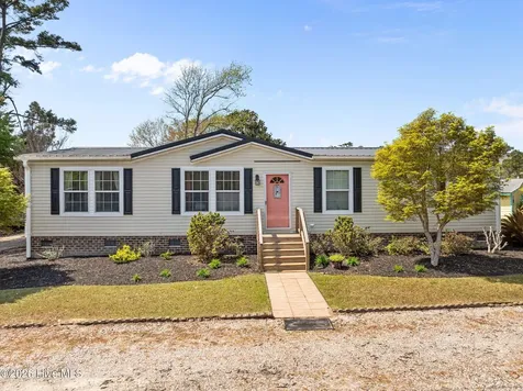 1285 Highway 101 Beaufort NC 28516