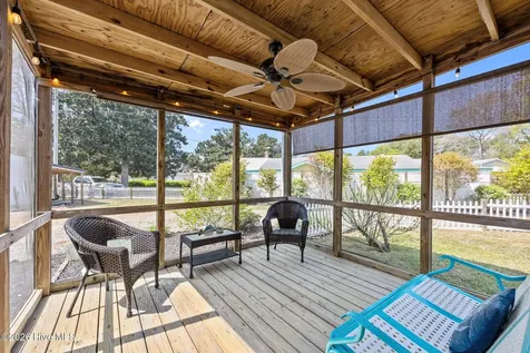1285 Highway 101 Beaufort NC 28516