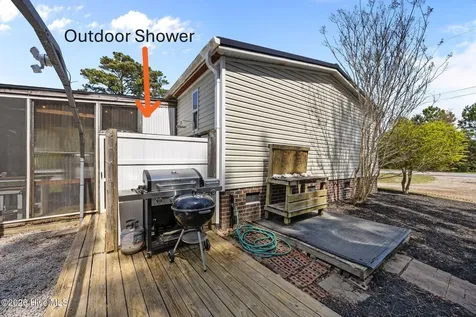 1285 Highway 101 Beaufort NC 28516
