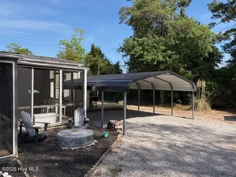 1285 Highway 101 Beaufort NC 28516