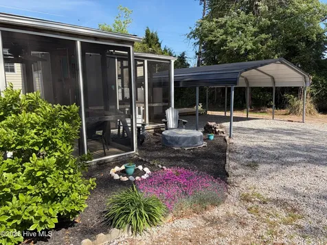 1285 Highway 101 Beaufort NC 28516
