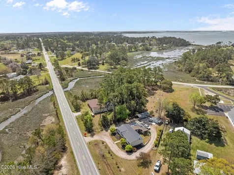 1285 Highway 101 Beaufort NC 28516
