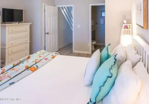 201 Freeman Lane Atlantic Beach NC 28512