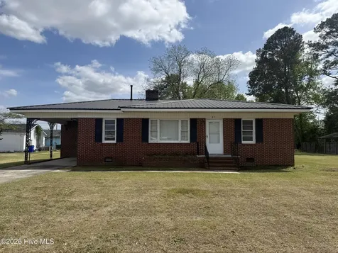 31 Abron Street Clinton NC 28328