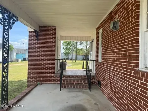 31 Abron Street Clinton NC 28328