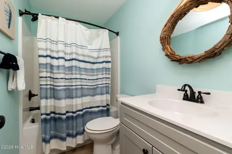 4616 Lindbergh Avenue Kitty Hawk NC 27949