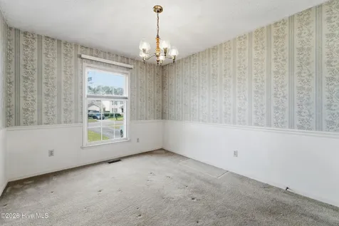 312 King Richard Court Jacksonville NC 28546