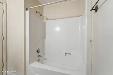 312 King Richard Court Jacksonville NC 28546