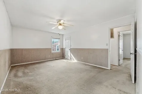 312 King Richard Court Jacksonville NC 28546