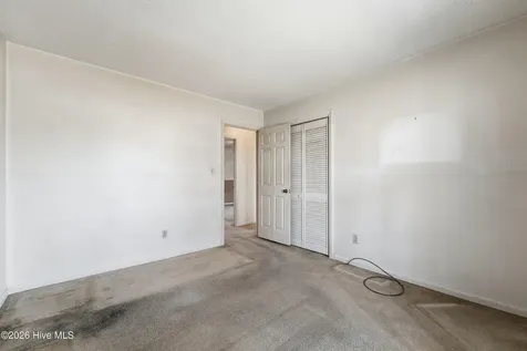 312 King Richard Court Jacksonville NC 28546