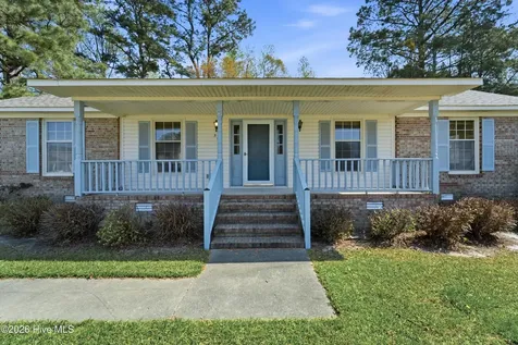 312 King Richard Court Jacksonville NC 28546