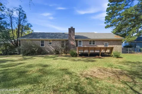 312 King Richard Court Jacksonville NC 28546
