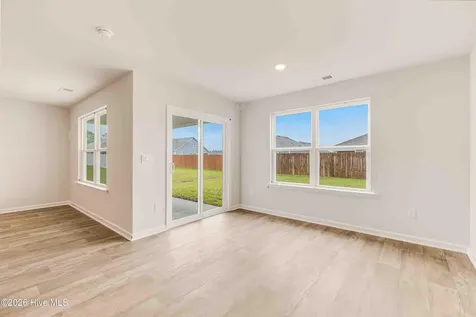3077 Golden Field Drive SE Bolivia NC 28422