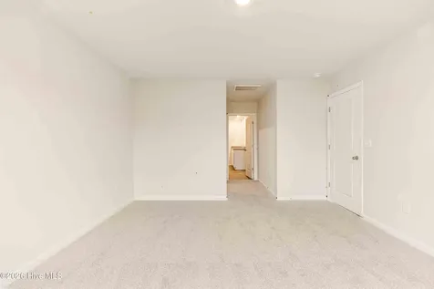 3077 Golden Field Drive SE Bolivia NC 28422