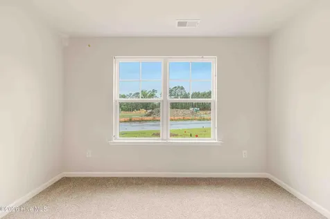 3077 Golden Field Drive SE Bolivia NC 28422