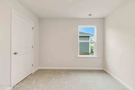 3077 Golden Field Drive SE Bolivia NC 28422
