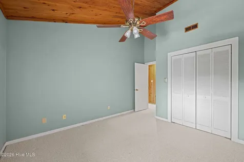 10 Batts Hill Road New Bern NC 28562