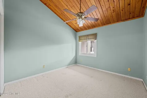 10 Batts Hill Road New Bern NC 28562