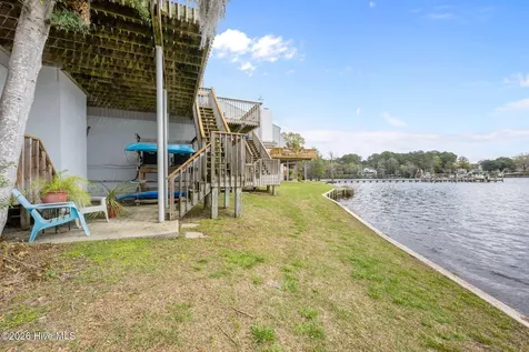 10 Batts Hill Road New Bern NC 28562