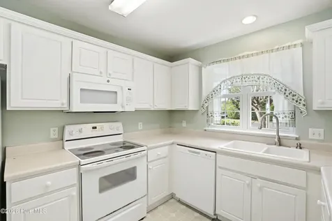 4985 Glen Cove Drive SE Southport NC 28461
