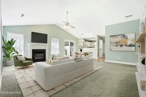 4985 Glen Cove Drive SE Southport NC 28461