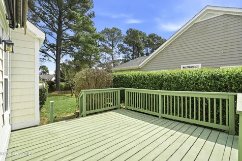 4985 Glen Cove Drive SE Southport NC 28461
