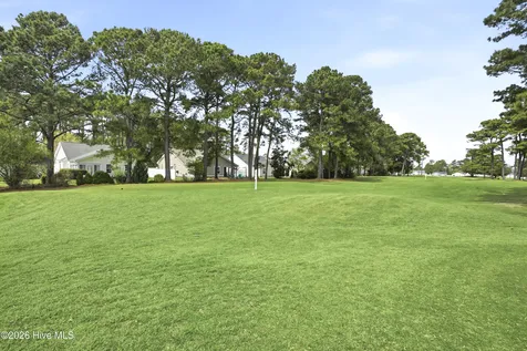 4985 Glen Cove Drive SE Southport NC 28461